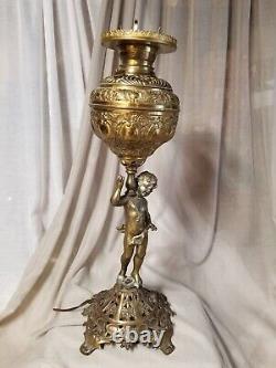 Antique Cupid / Putti Banquet Oil Figural Lamp