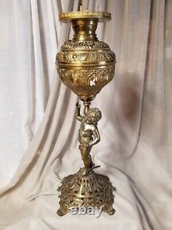 Antique Cupid / Putti Banquet Oil Figural Lamp