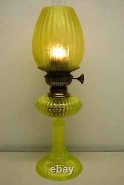 Antique French Onion Eaton Deco Nouveau Sandwich Uranium Glass Kerocene Lamp