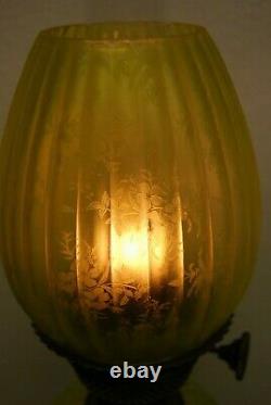 Antique French Onion Eaton Deco Nouveau Sandwich Uranium Glass Kerocene Lamp