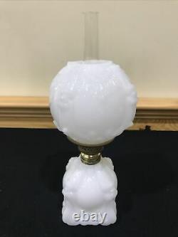 Antique GWTW MILK GLASS MINIATURE OIL KEROSENE LAMP NUTMEG BURNER Smith Fig 397