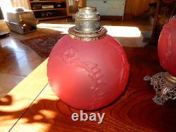 Antique Gone With The Wind Ruby Red Embossed Kerosene Lamp Still In Oil