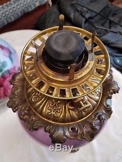 Antique Gone with the Wind Oil Table Lamp Circa 1890's