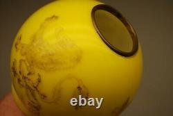 Antique Gwtw Old Oil Kerosene Lamp Mini Yellow Cased Sandwich Glass Globe Shade