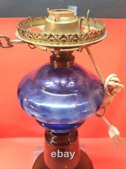 Antique HAND BLOWN OIL LAMP Large Glass Kerosene 20-1