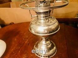 Antique Jr. RAYO oil lamp electrified but can convert back to oil- great shape