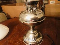 Antique Jr. RAYO oil lamp electrified but can convert back to oil- great shape