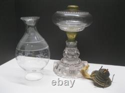 Antique King's Crown Oil Lamp, burner & chimney included cir 1893