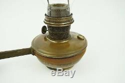 Antique Mantle Lamp Co. Brass Model B Aladdin Chicago USA Oil Lamp With Wall Mount