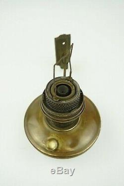Antique Mantle Lamp Co. Brass Model B Aladdin Chicago USA Oil Lamp With Wall Mount