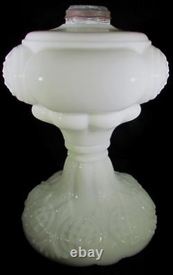 Antique Massive Opaque White Glass PRINCE EDWARD Oil Kerosene Lamp THURO 1, 279G