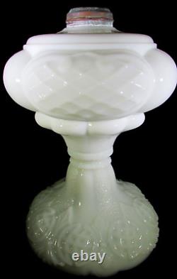 Antique Massive Opaque White Glass PRINCE EDWARD Oil Kerosene Lamp THURO 1, 279G