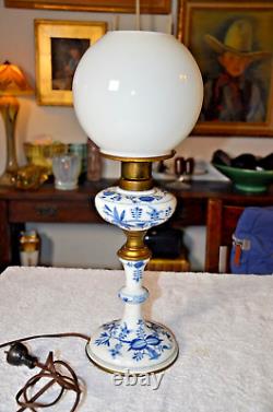 Antique Meissen Blue & White Crossed Swords Porcelain electrified Oil Lamp