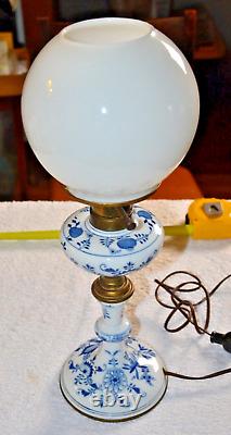 Antique Meissen Blue & White Crossed Swords Porcelain electrified Oil Lamp