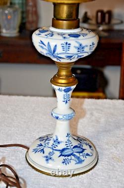 Antique Meissen Blue & White Crossed Swords Porcelain electrified Oil Lamp