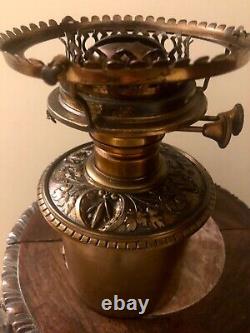 Antique Movement Victorian Banquet Oil Lamp