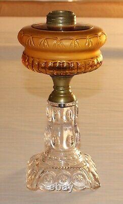 Antique Oil Lamp Clear And Amber Moon & Stars Stand Lamp For #2 Burner