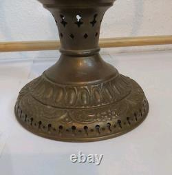 Antique Oil Lamp withCurrie & Ives Hunting Shade-Fishing & Deer Hunting 23 X 10.25