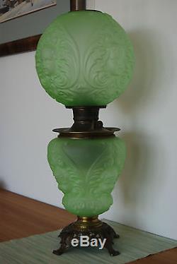 Antique Old Oil Kerosene Baby Face Angel Victorian Banquet Gwtw Vintage Lamp
