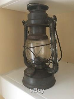 Antique Old Primitive Oil Gas Kerosene German Feuer Hand Lamp N275 Lantern