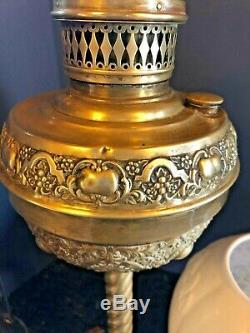 Antique Ornate Victorian Parlor Oil Lamp Brass Hand Painted Globe Pedestal Lamp