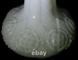 Antique PRINCE EDWARD Opaque White Glass Oil Kerosene Massive Sewing Lamp THURO
