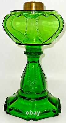 Antique QUEEN HEART Kerosene Oil Stand Lamp Emerald Green Glass THURO 1 p. 251-h