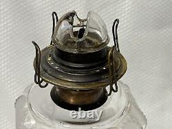 Antique QUEEN HEART / SWEETHEART Stunning Kerosene Oil Lamp BING Burner