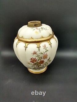 Antique Royal Worcester Oil Lamp