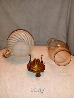 Antique Sheldon Swirl Hobbs Finger Oil Lamp