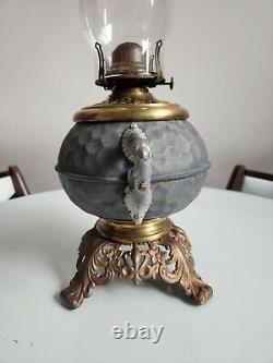 Antique Unique Hexagonal Pattern Oil Lamp With Handles And Cast Foot