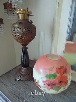 Antique VICTORIAN BANQUET PARLOR OIL LAMP converted electric 32.5 tall
