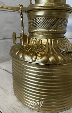 Antique VICTORIAN GWTW FOSTORIA Kerosene Oil Parlor/Piano Lamp with Fenton Shade