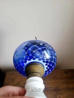 Antique Victorian Blue Opalescent Daisy & Diamond / Quilt Pattern Oil Lamp