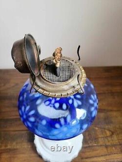 Antique Victorian Blue Opalescent Daisy & Diamond / Quilt Pattern Oil Lamp