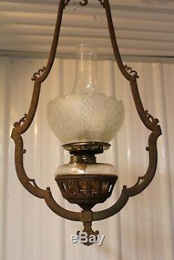 Antique Victorian Cast Iron Hanging Oil Lamp Bracket Oil Lamp Font And Shade