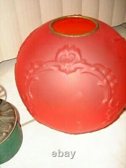 Antique Victorian Gwtw Oil Kerosene Glass Red Satin Lion Banquet Whimsical Lamp