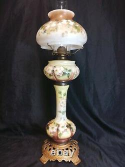 Antique Victorian Kerosene Banquet Lamp Consolidated Glass co. Pittsburgh