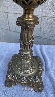 Antique Victorian Parlor Banquet Oil Lamp