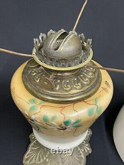 Antique c. 1880-1900 Floral Decor Hand Painted GWTW Banquet Parlor Oil Lamp