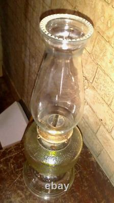 Antique oil lamp great shape still works, Vintage