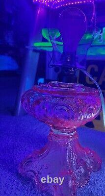 B & P Princess Feather Oil Lamp Converted To Electric Bulb Included Pink