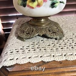 Beautiful 16 1/2 Antique Double Wick GWTW Oil Lamp Withquilted Puff Shade