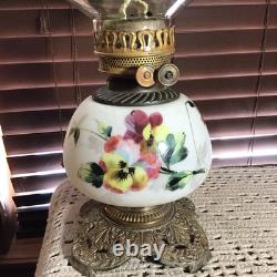 Beautiful 16 1/2 Antique Double Wick GWTW Oil Lamp Withquilted Puff Shade