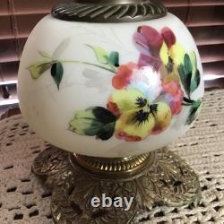 Beautiful 16 1/2 Antique Double Wick GWTW Oil Lamp Withquilted Puff Shade