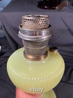 C1938 ALADDIN Model B-88 YELLOW Moonstone Vertique Oil Lamp Table Lamp