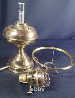 Circa 1900 Junior Rayo Fancy Brass Kerosene Oil Center Draft Table Lamp