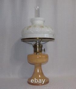 Coleman #160 KERO-LITE Mantle Kerosene Oil Lamp with Coleman Shade