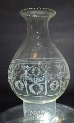 Cylindrical Oil Lamp Porcelain & Brass Laurel Wreath & Torch chimney antique