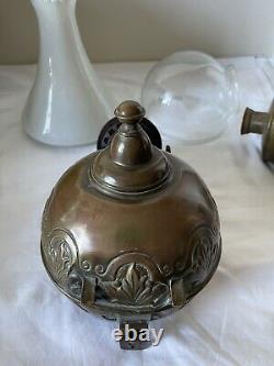 Fleur-De-Lis Antique Brass Single Burner Oil Kerosene Wall Lamp